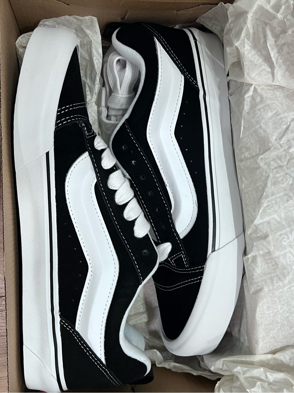 Vans Black and White Men's Low-Top Skate Sneakers
